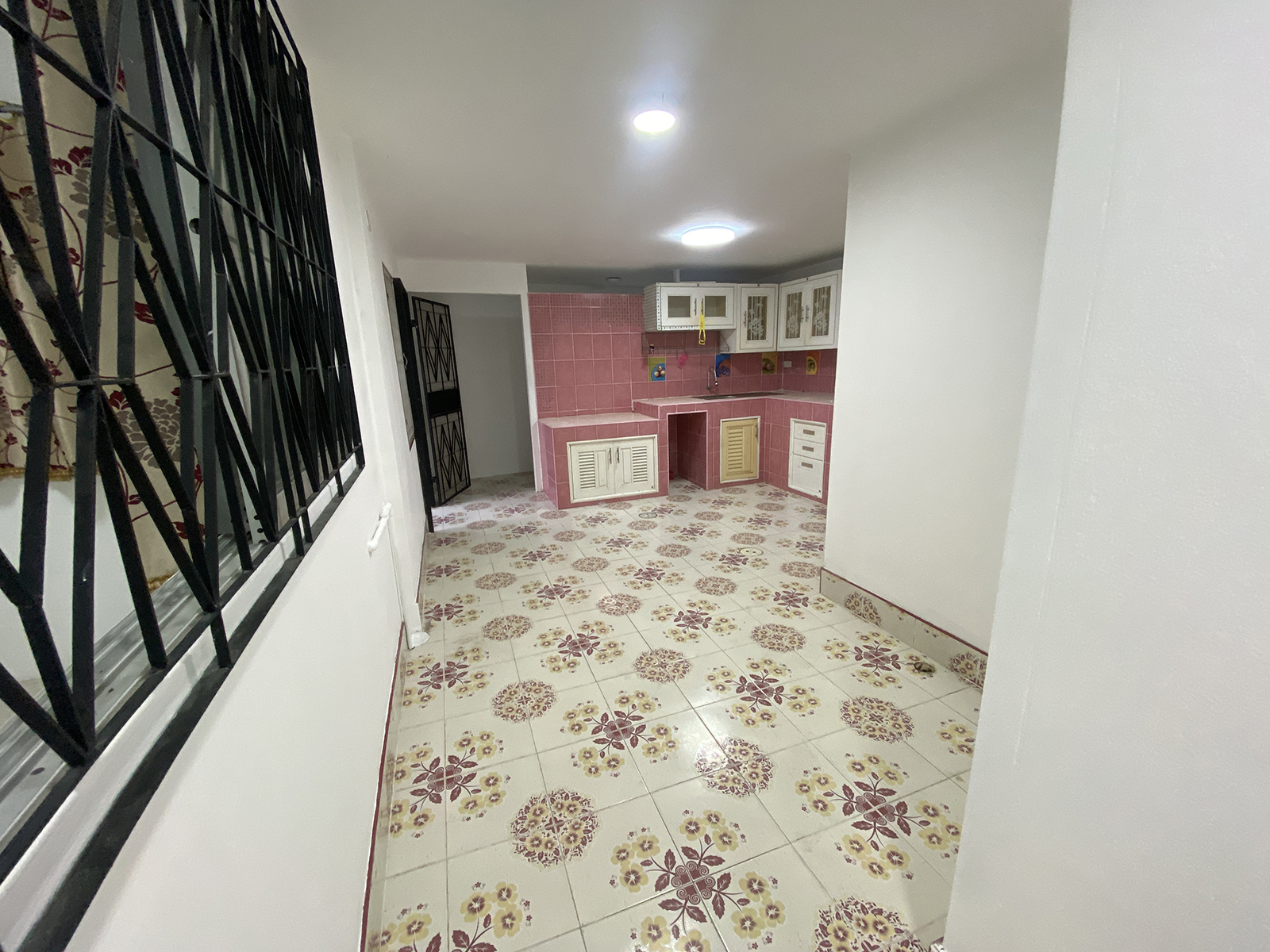 81588-ขายทาวน์เฮ้าส์ หมู่บ้านศิลาทอง เสม็ด ชลบุรี