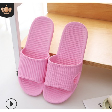 รองเท้าแตะ รองเท้ากันลื่น รองเท้าแตะ ใส่ในบ้าน และห้องน้ำ ทำจากยาง EVA เนื้อนิ่มมาก ใส่ได้ทั้งชายและหญิง