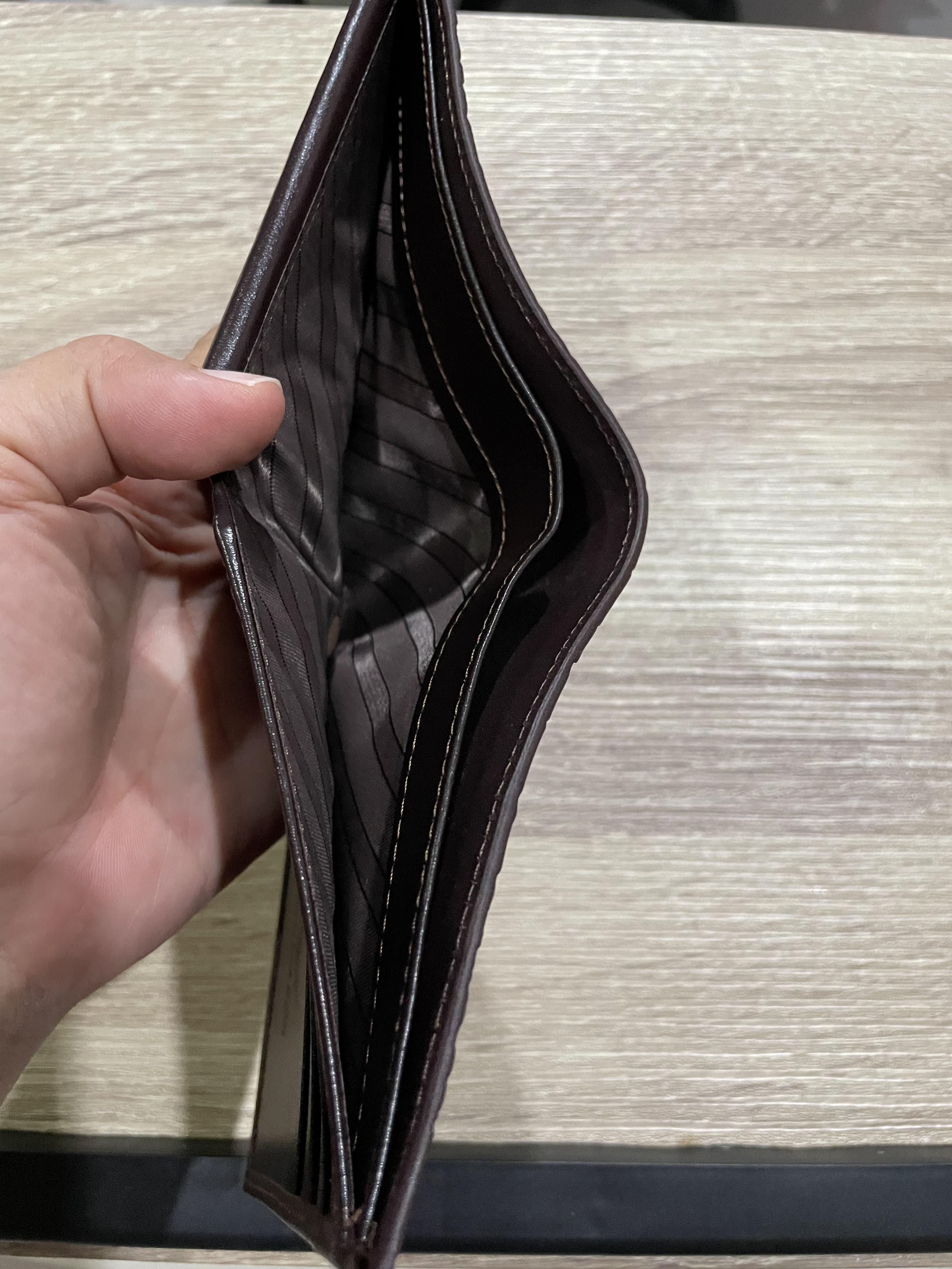 กระเป๋าหนังจระเข้แท้ หนังท้อง