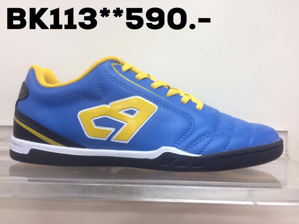 BREAKER รองเท้าฟุตซอล รุ่น BK113 สีฟ้า เบอร์ 39-44
