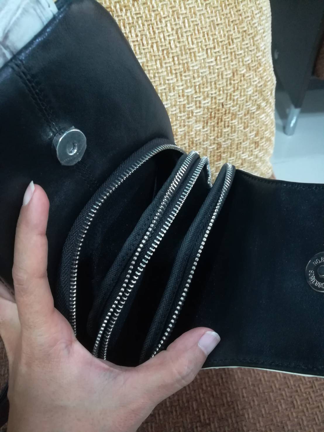 กระเป๋าหนังจระเข้แท้คาดไหล่, คาดหลัง, สะพายลำลอง