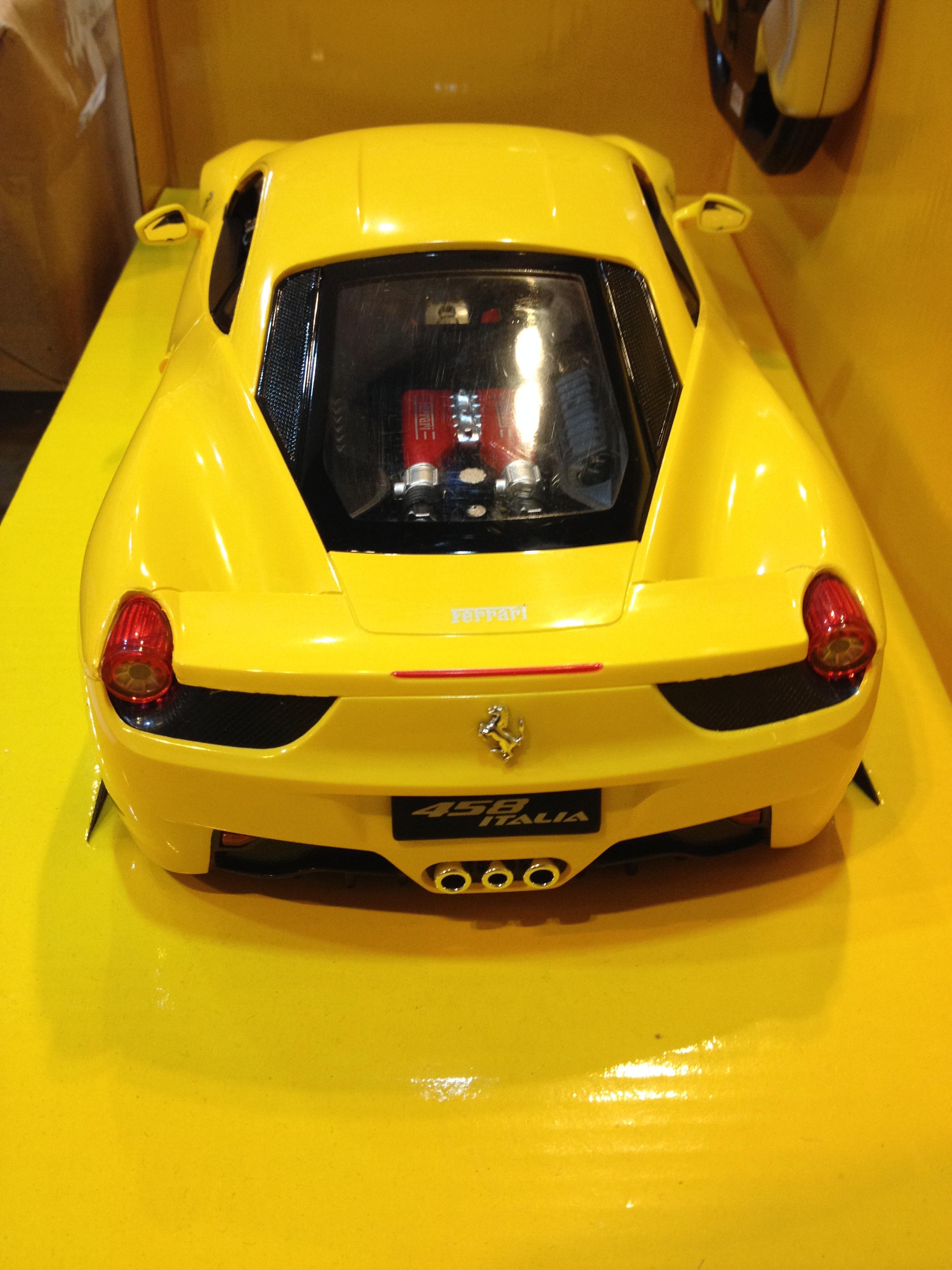 1:14 Ferrari : 458 ITALIA