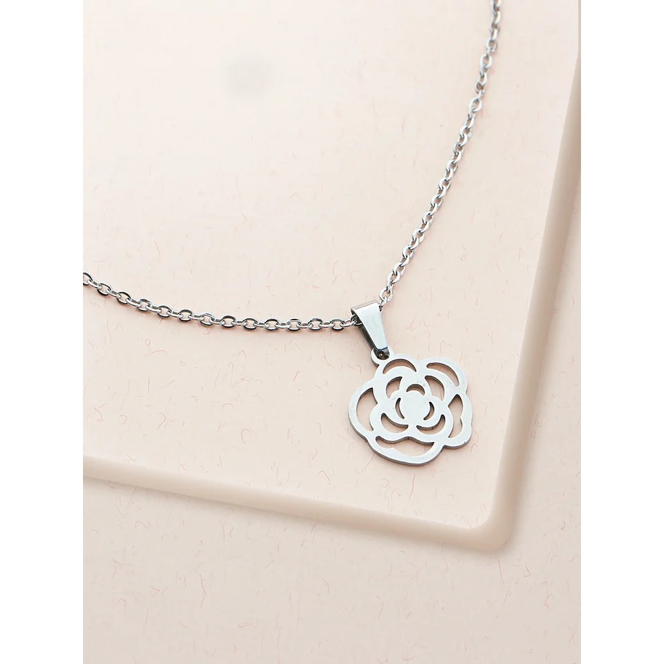 !!สินค้าขายดี!! สร้อยคอพร้อมจี้เซ็ต 4 ชิ้น เครื่องประดับผู้หญิง Necklace & Pendant Set