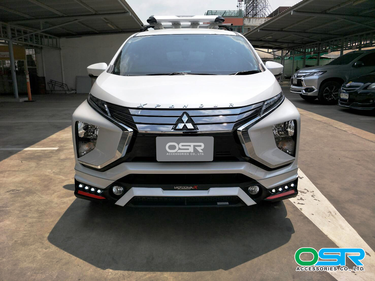 ชุดแต่งรถ-สเกิร์ต-อุปกรณ์แต่งรถ Mitsubishi Xpander ทรง Vazoomer-X By OSR