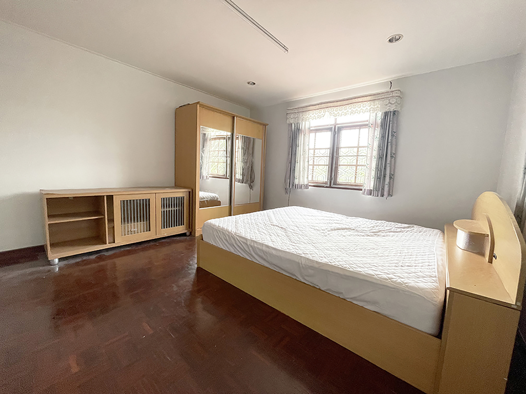 86369 ขายบ้าน หมู่บ้านสหกรณ์การบินไทย ถนนแจ้งวัฒนะ ปากเกร็ด นนทบุรี