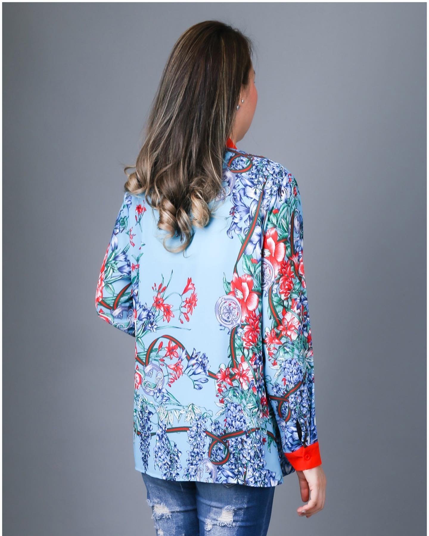 Sale+++#Blueberry Nights B3655 เสื้อทูนิคเชิ้ตแขนยาวพิมพ์ลายทั้งตัว ผ้าโพลีเอสเตอร์ผสมชีฟองเนื้อนุ่มสวยสุดหรู ผ้าเนื้อดีสัมผัสนุ่มใส่สบายมากๆค่ะ ดีเทลผ้าพิมพ์ลายทั้งตัวสวยคมชัดสีสดใสเกรดพรีเมี่ยม แพทเทิร์นคอวีทูนิคกระดุมหน้า3เม็ด ปลายแขนเชิ้ตติดกระดุม &#x