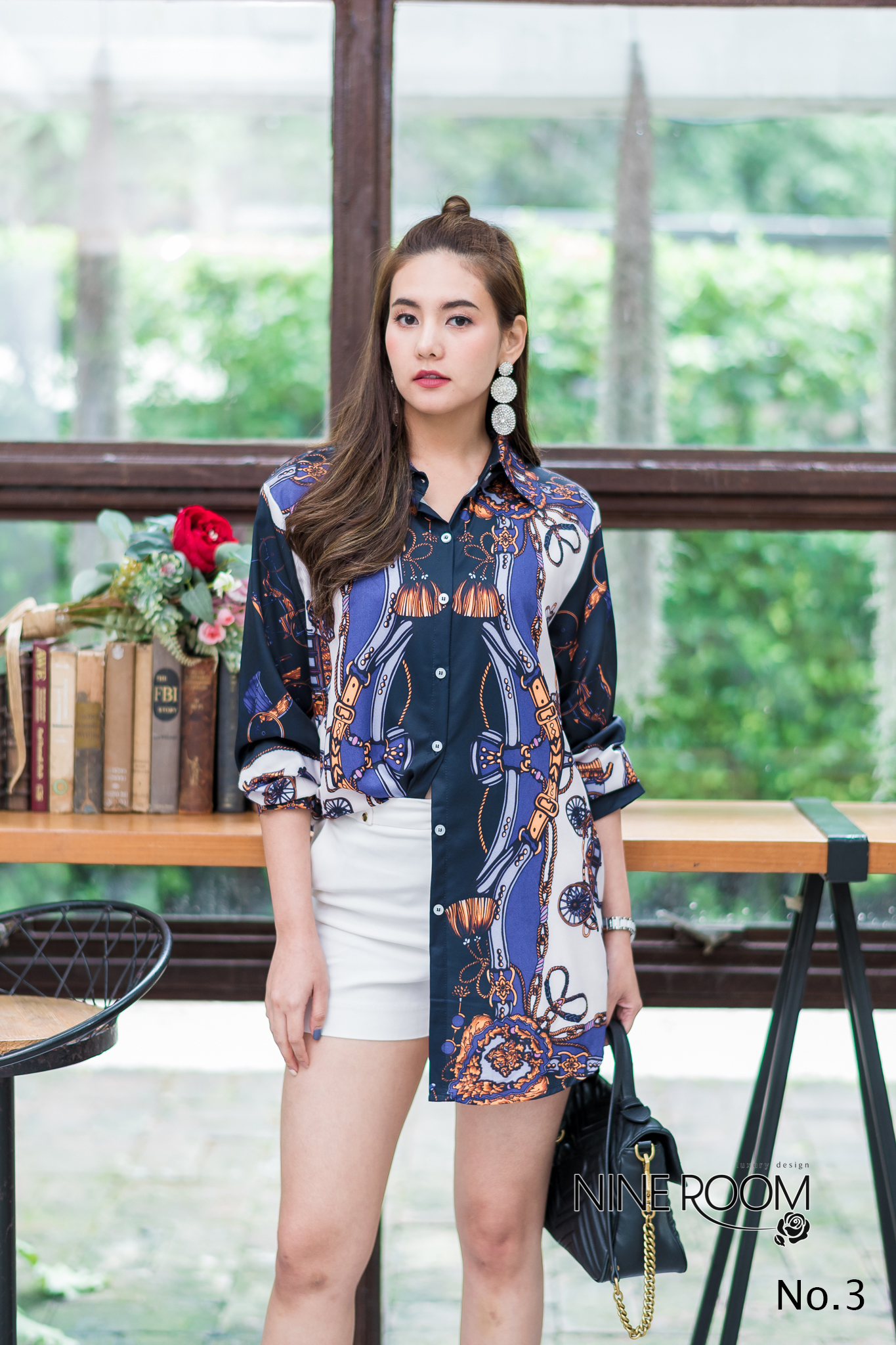 SaLe++B3599 เชิ๊ตแขนยาวคอปกพร้อมสาบกระดุมยาวด้านหน้า ใช้ผ้าซิลล์ผสมโพลี่ฯ(silk mix poly) ผ้านุ่มผิวสัมผัสดี ใส่สบาย เพิ่มความโดดเด่นด้วยลายพิมพ์ •Color |3 สี 1.No.1/ลาย1 2.No.2/ลาย2 3.No.3/ลาย3 •Size อก44"สะโพก46"ยาว29.5" ต้นแขน22" แขน