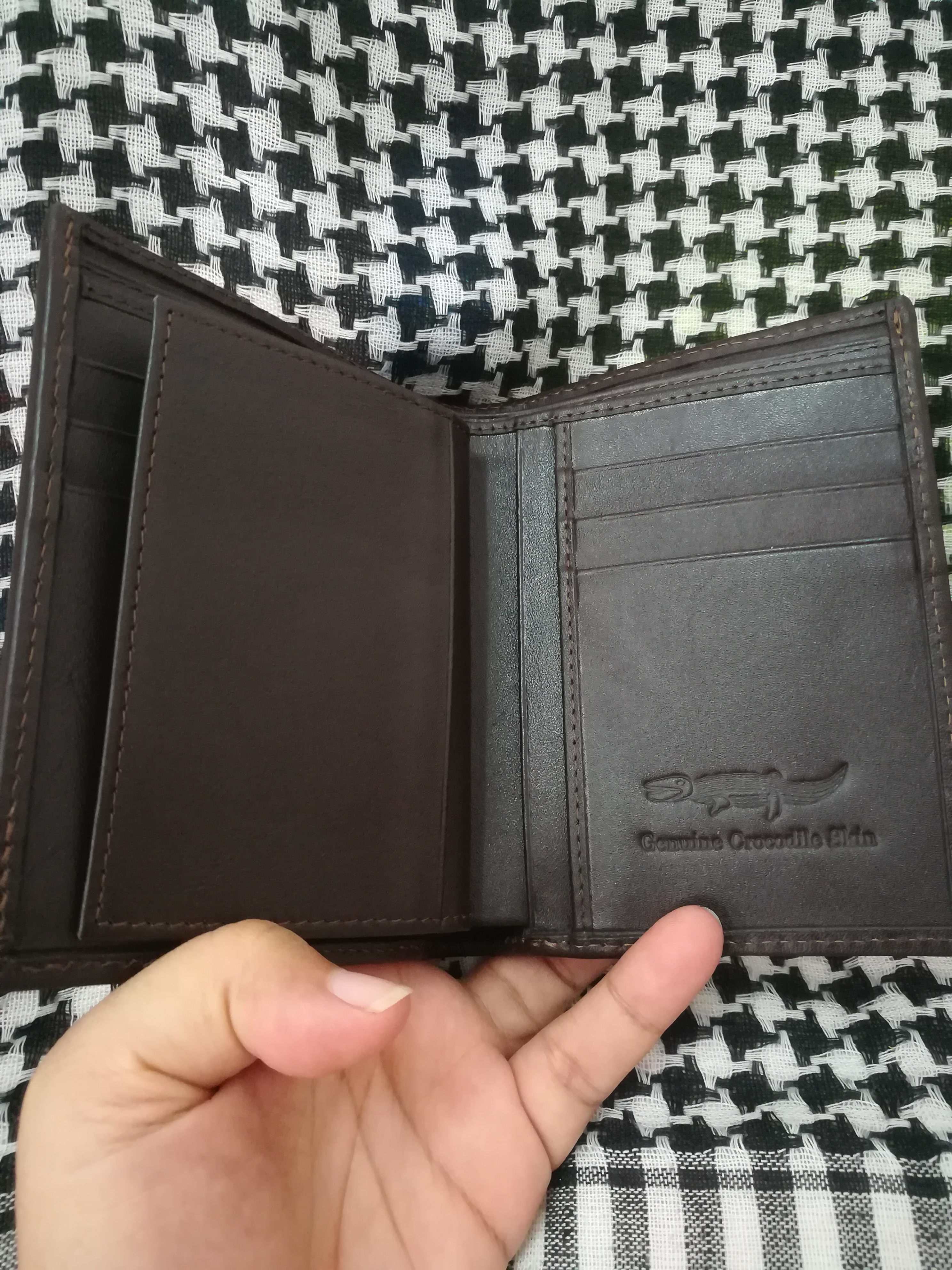 กระเป๋าหนังจระเข้แท้ทรงตั้ง หนังท้อง