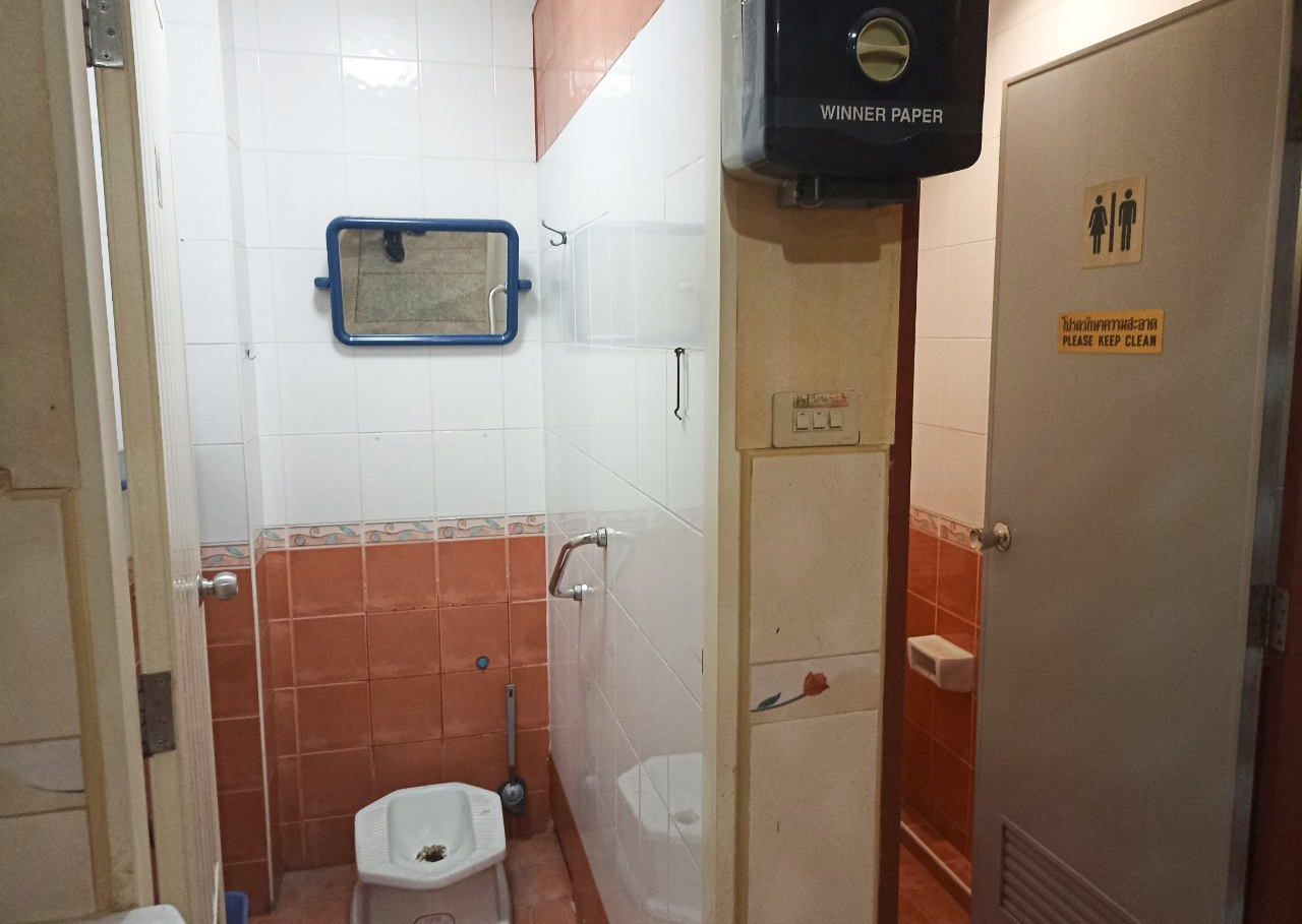 76917-ขายอาคารพาณิชย์ พระยาสัจจา บ้านสวน ชลบุรี