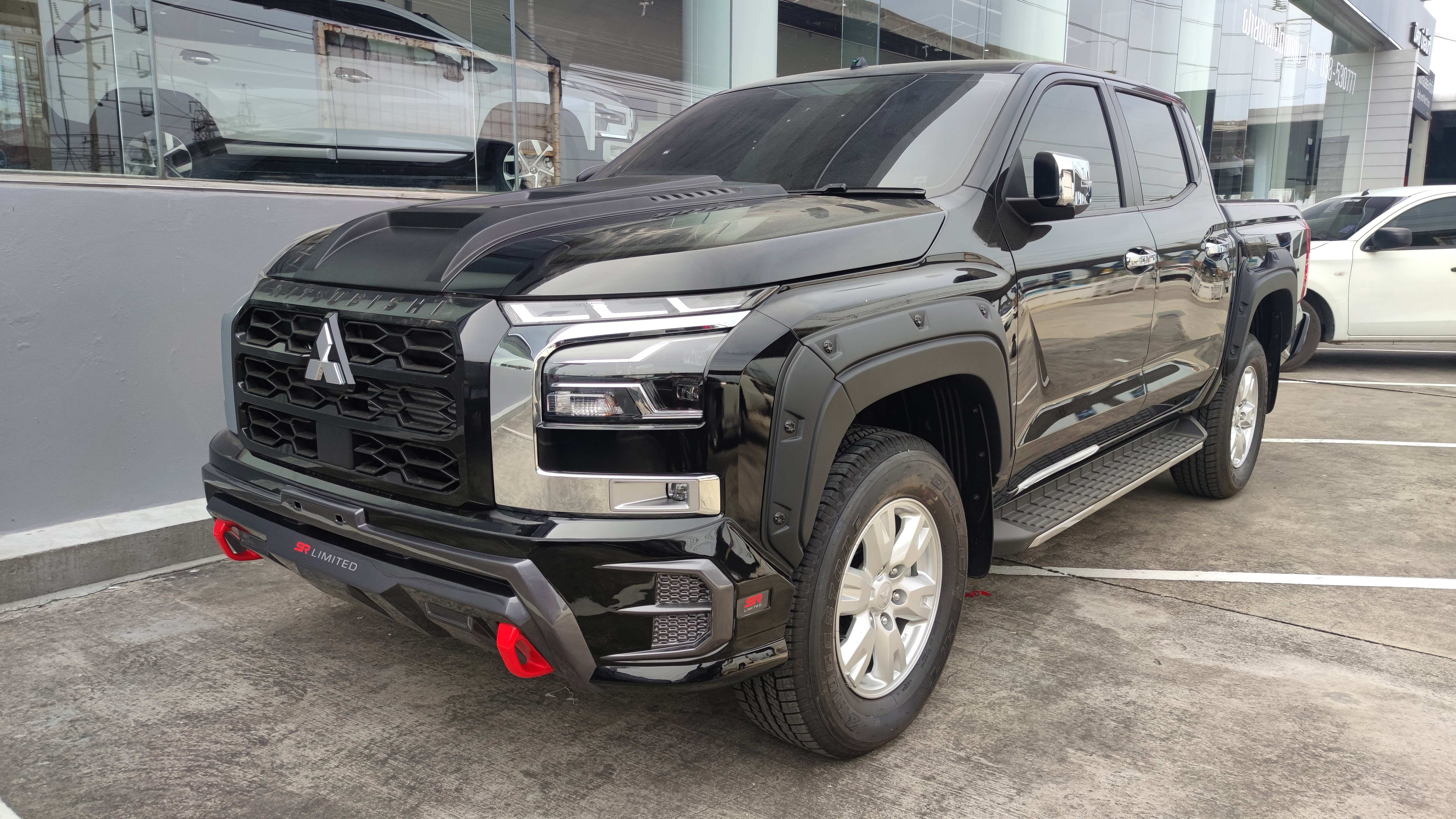 ชุดแต่งรถ New Triton 2023 [Double Cab] ทรง SR-Limited