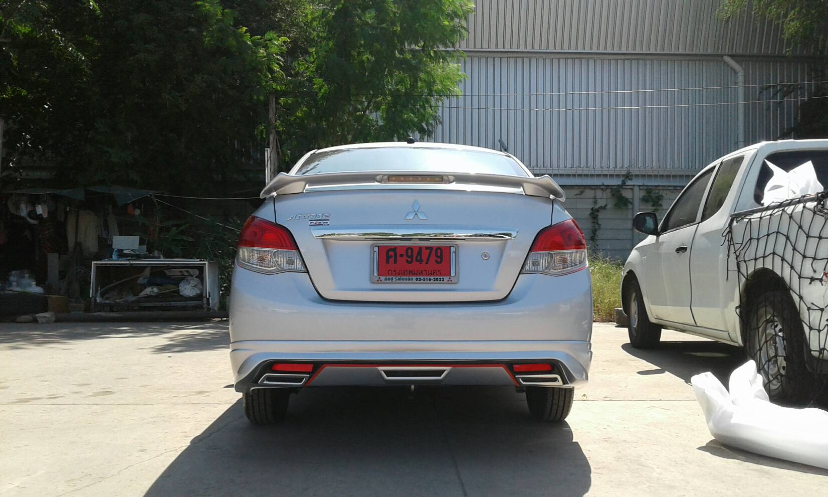 ชุดแต่งรถ สเกิร์ต-สปอยเลอร์ Attrage ทรง SR-Limited