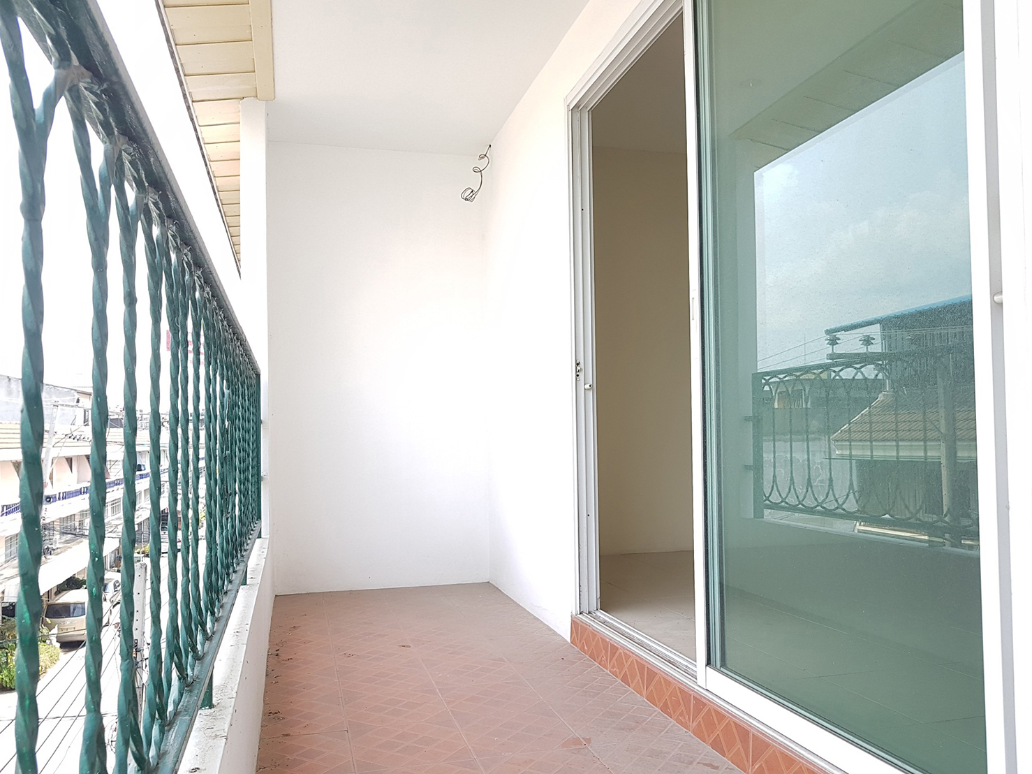 72160-ขายอาคารพาณิชย์ ถนนสุขุมวิท พัทยาใต้ อ.บางละมุง จ.ชลบุรี