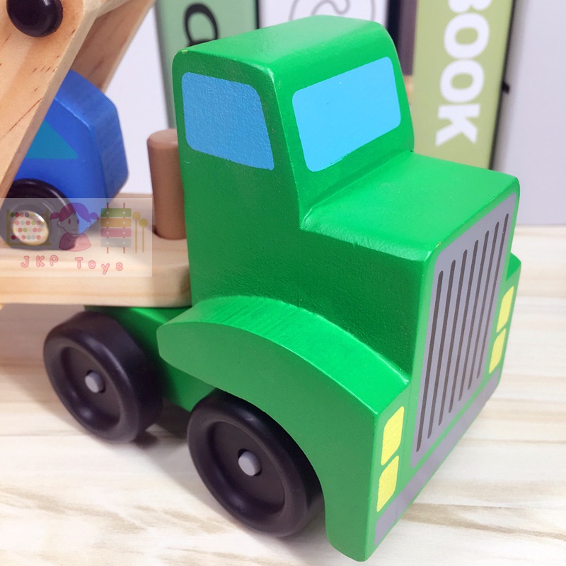 ของเล่นเสริมพัฒนาการ เซ็ตรถยก 2 ชั้น พร้อมรถไม้ 4 คัน