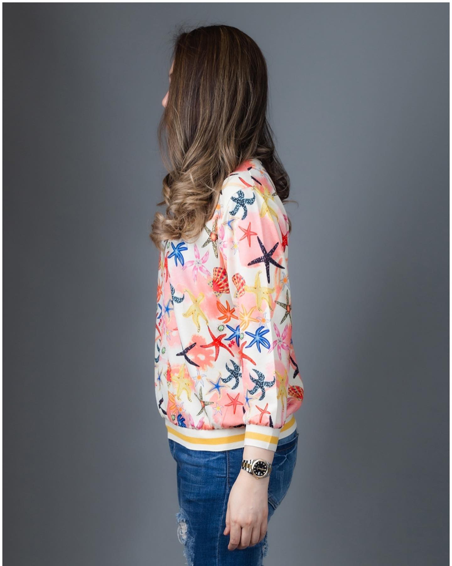 SaLe++ #Blueberry Nights B3672 เสื้อทีเชิ้ตแขนยาว GG ผ้าโพลีเอสเตอร์ผสมคอตต้อนเนื้อนุ่มยืดหยุ่นได้ดีเกรดพรีเมี่ยม ตัดเย็บสวยเนี้ยบสไตล์แบรนด์เนมสุดหรู ดีเทลพิมพ์ลายแบรนด์เนมสีคมชัดสวยเป๊ะ ♡เหมาะสำหรับสาวๆๆรอบอก(36-46)♡ ใส่สวยได้ทุกๆโอกาส หรู