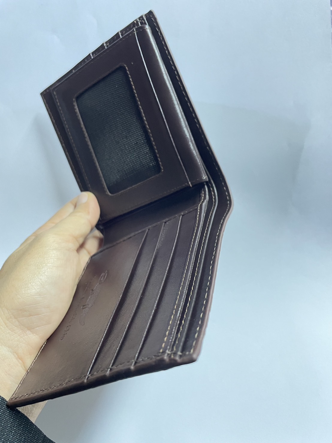 กระเป๋าหนังจระเข้แท้ หนังท้อง