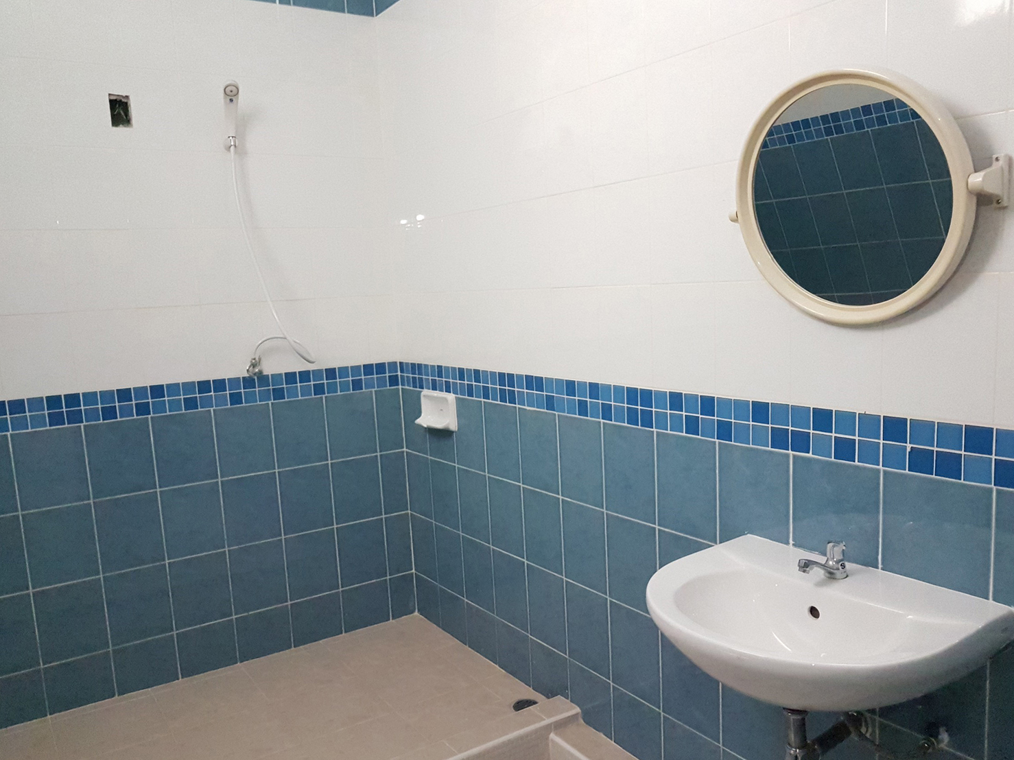 72160-ขายอาคารพาณิชย์ ถนนสุขุมวิท พัทยาใต้ อ.บางละมุง จ.ชลบุรี