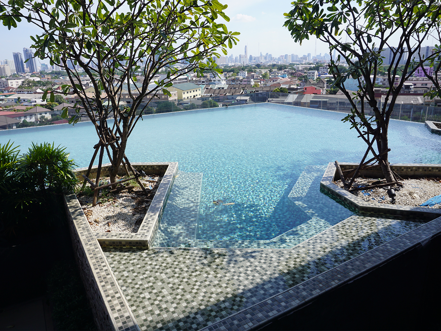 31248-ขายคอนโด เดอะทรี อินเตอร์เชนจ์ ใกล้ MRT เตาปูน บางซื่อ กรุงเทพ