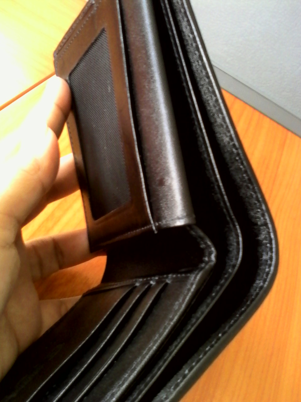 กระเป๋าหนังจระเข้แท้(หนังท้อง) สีดำ