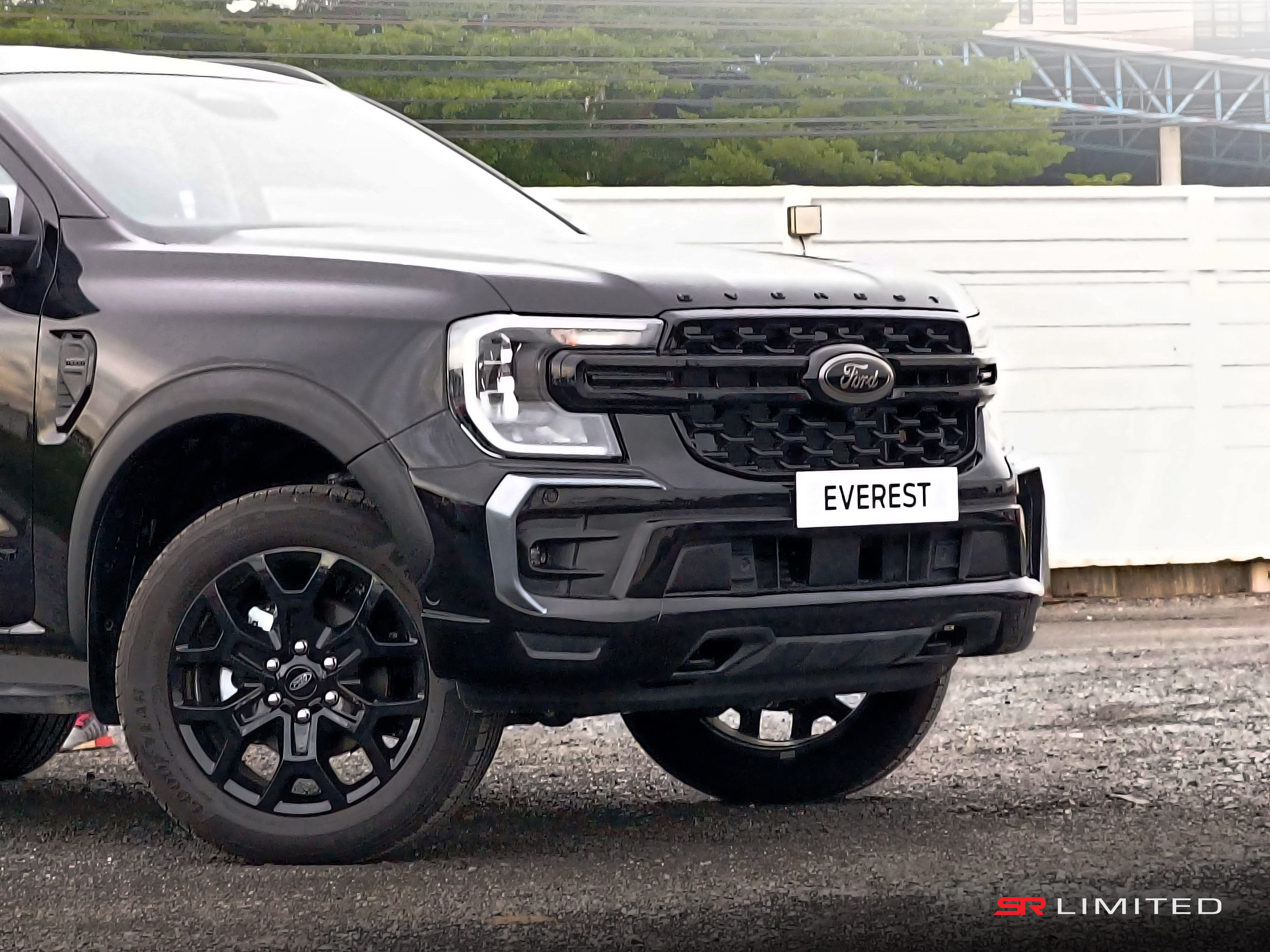 ชุดแต่งรถ-สเกิร์ต-อุปกรณ์แต่งรถ Ford Everest 2022 2023 2024 Next-Gen ทรง SR-Limited
