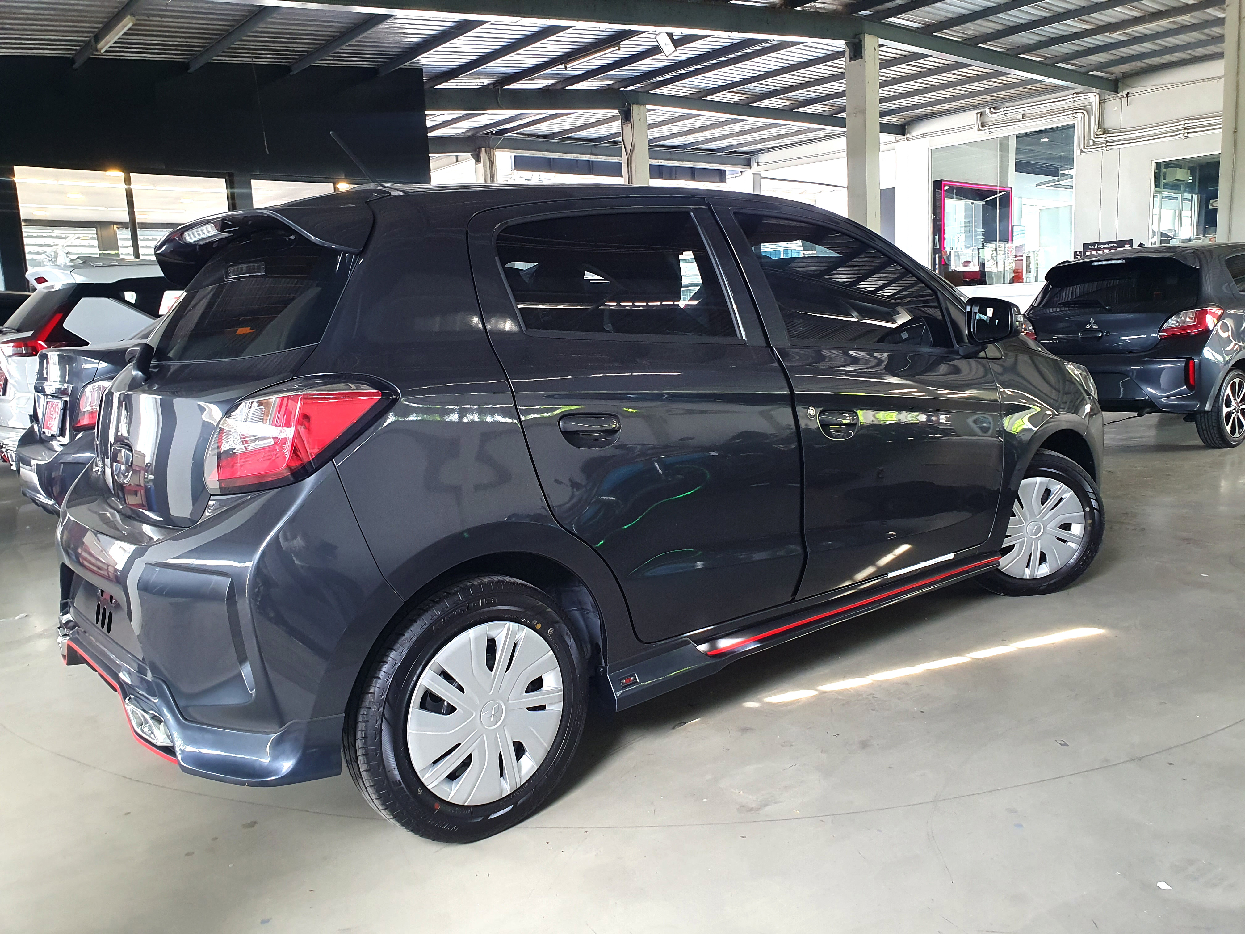 ชุดแต่งรถ สเกิร์ต-สปอยเลอร์ New Mitsubishi Mirage 2020 ทรง SR-Limited By OSR