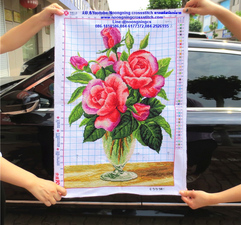 แจกันดอกกุหลาบ ครอสติสปักสำเร็จ70X50cm ไม่รวมกรอบ งานฝีมือ DIY
