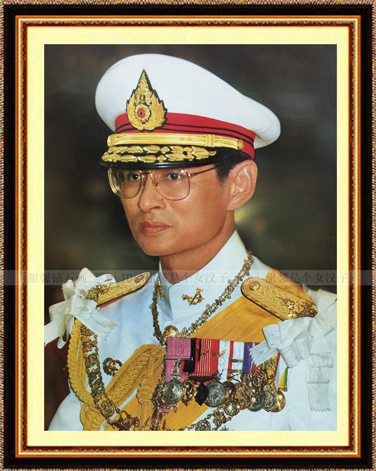 รัชกาลที่9 ครอสติสคริสตัล Diamond painting โมเสก ภาพติดเพชร งานฝีมือทำที่บ้าน DIY
