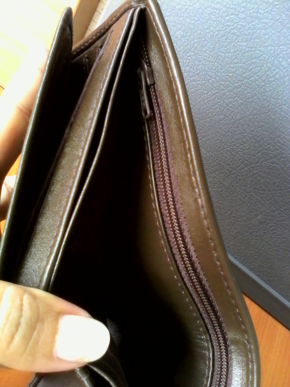 กระเป๋าหนังจระเข้แท้