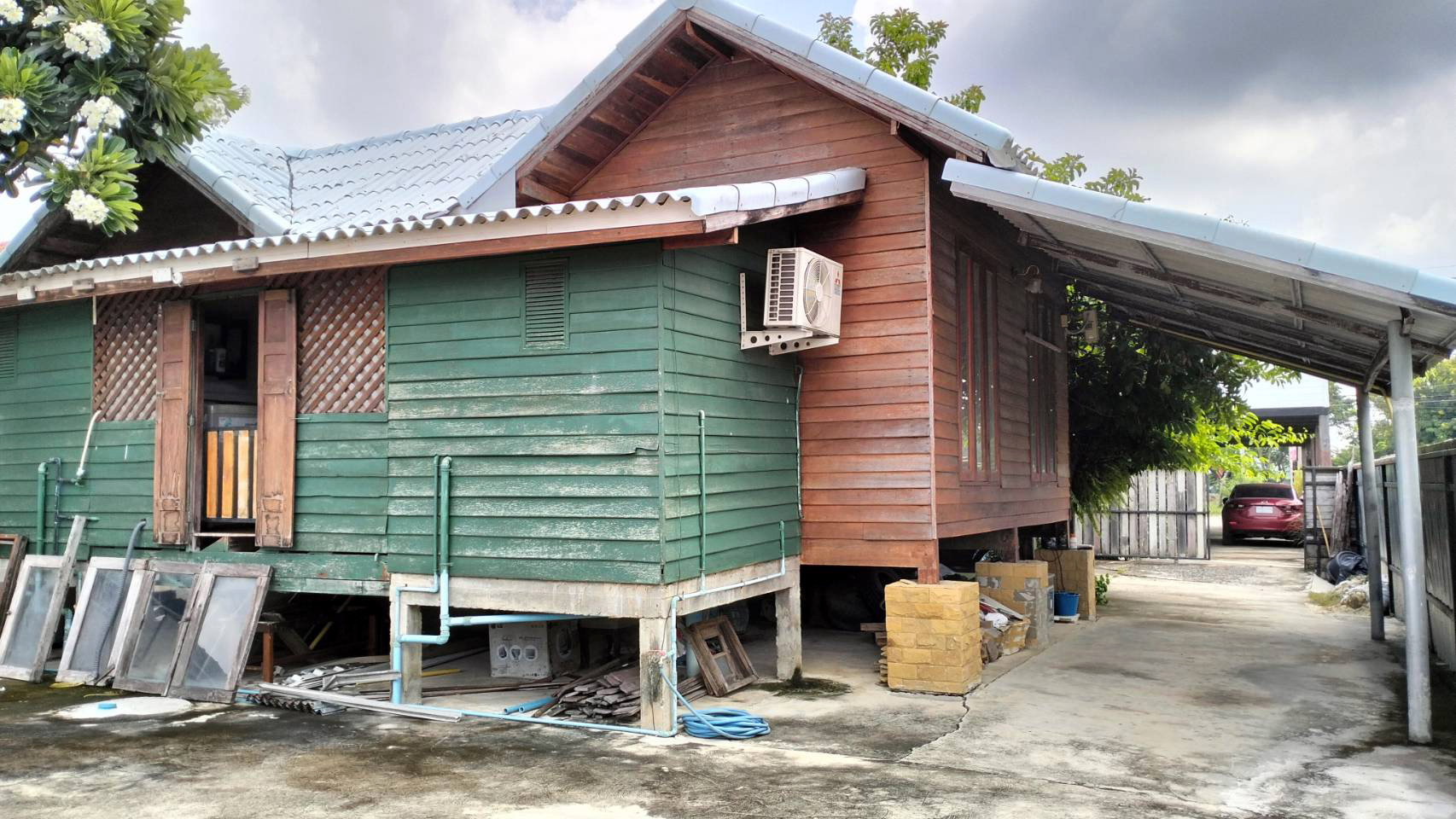 81551-ขายที่ดินพร้อมอาคาร อำเภอเมือง จังหวัดลพบุรี