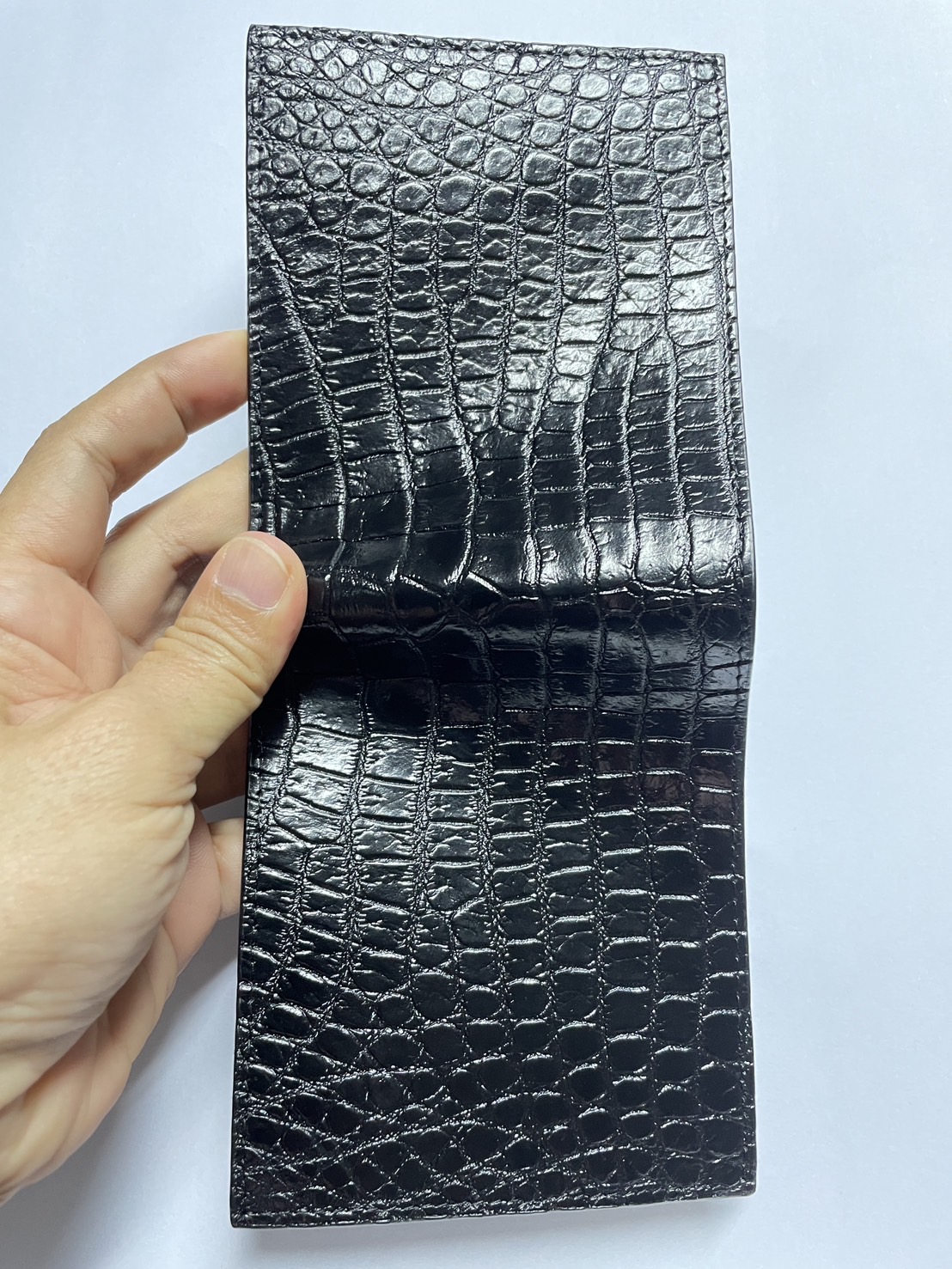 กระเป๋าหนังจระเข้แท้(หนังท้อง) สีดำ