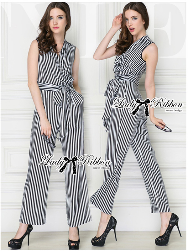 SaLe+++#Lady Ribbon's D7265 Lady Kate Minimal Chic Striped Jumpsuit with Bow จัมป์สูทลายทางประโบผูกช่วงเอว ตัวนี้ใส่แล้วดูสูงยาวเข่าดีมากๆค่ะ เพราะเป็นลายทางยาว ทำให้ดูสูงขึ้น ตัวเสื้อด้านบนเป็นแขนกุด ประดับโบผูกช่วงเอว ขายาวเป็นทรงหลวมๆ ใส่ง่ายไม่รั
