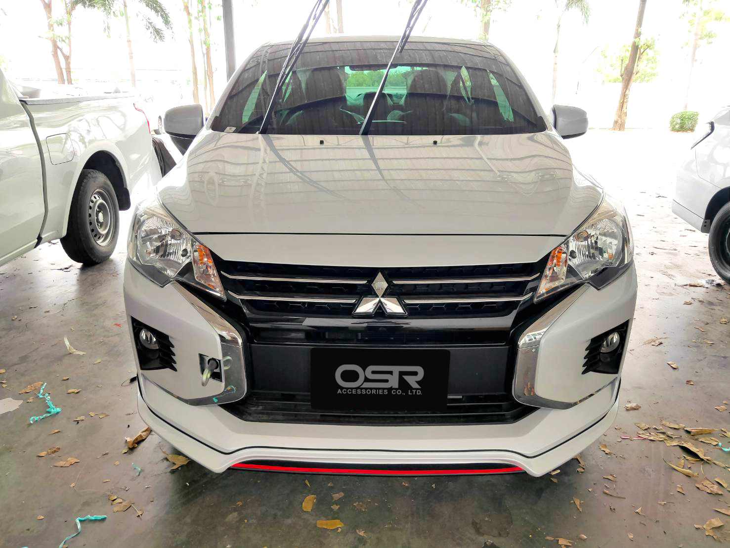 ชุดแต่งรถ สเกิร์ต-สปอยเลอร์ New Mitsubishi Attrage 2020 ทรง SR-Limited By OSR