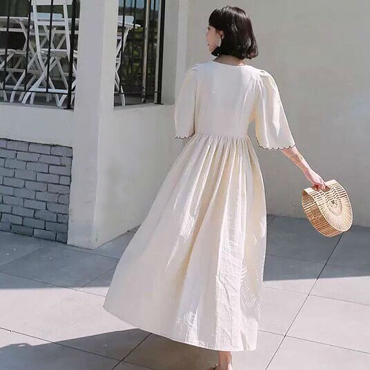 MD0016 เสื้อผ้าแฟชั่นเกาหลี เดรสเกาหลี เดรสยาว เดรสแฟชั่น แม็กซี่เดรส Maxidress ลายดอก Maxi Dress (สีครีม)