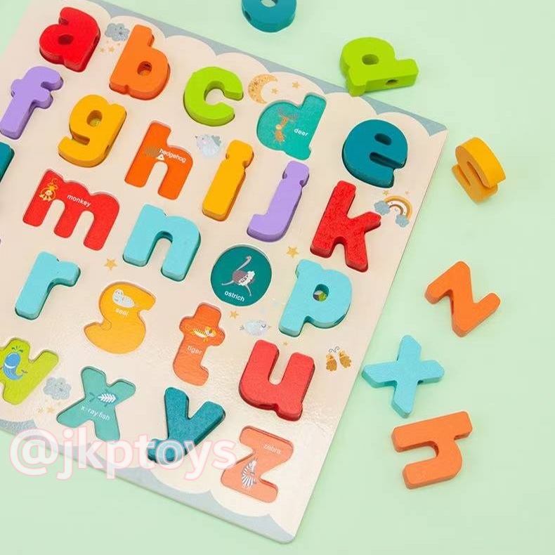 ของเล่นไม้เสริมพัฒนาการ 3 in 1 กระดานจับคู่ A-Z เล่นร้อยเชือกได้ ด้านหลังเป็นไวท์บอร์ด