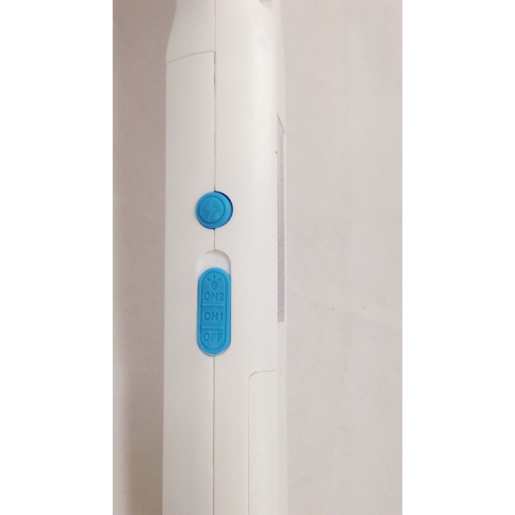 ไม้ตียุง ชาร์จไฟบ้าน พร้อมไฟฉาย LED 1 ดวง YG-5620 สีฟ้า