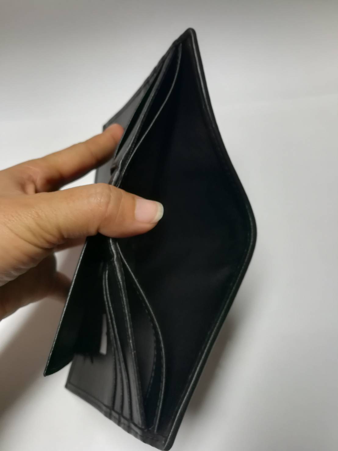 กระเป๋าหนังจระเข้แท้ทรงตั้ง หนังท้อง