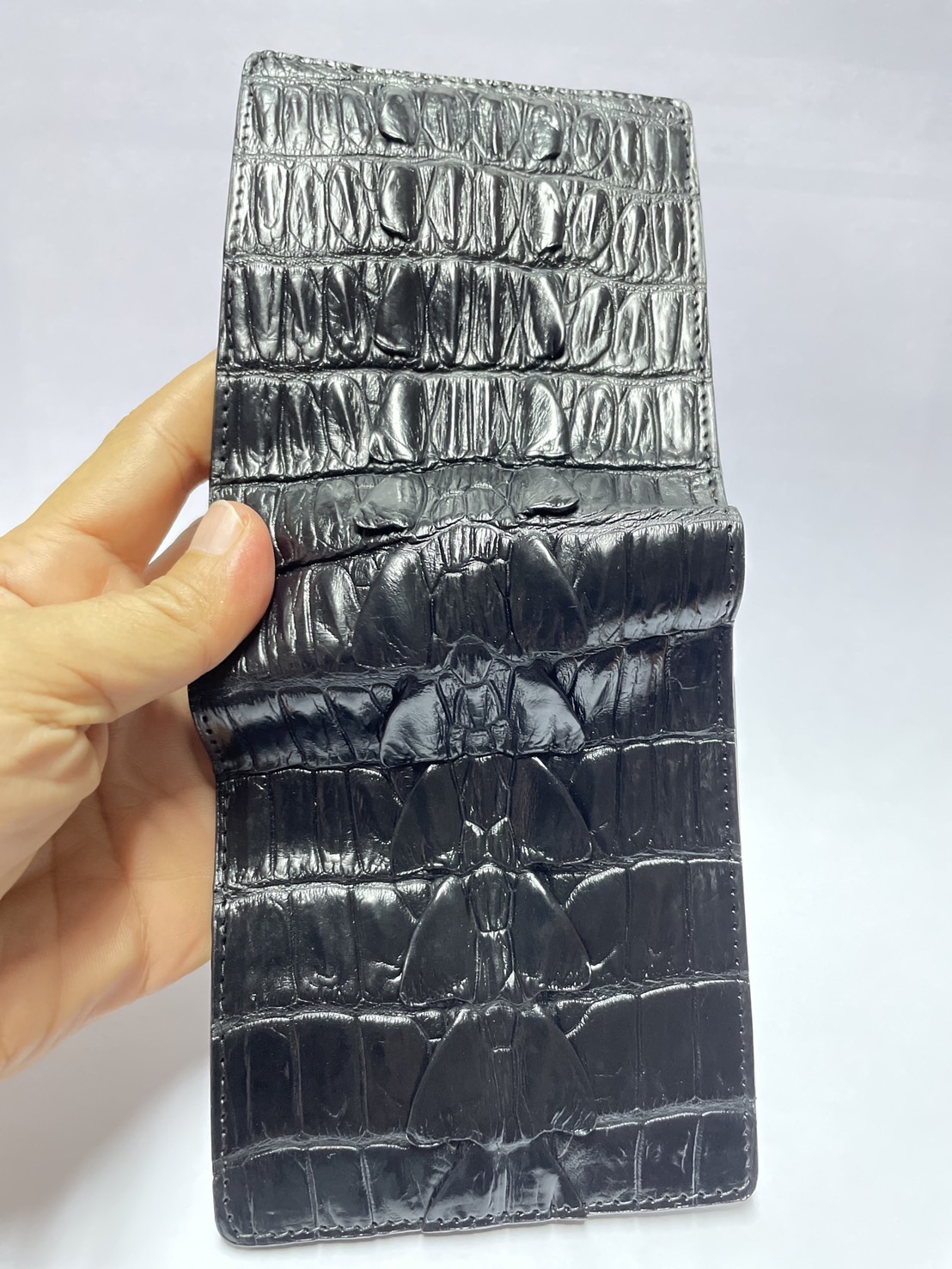 กระเป๋าหนังจระเข้แท้ (กระดูกหาง)