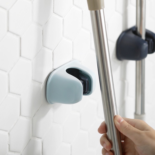 kingping ใหม่ ที่เก็บไม้กวาด ที่เก็บไม้ถูพื้นตะขอเก็บไม้ถูพื้น mopชั้นวางห้องน้ำถ้วยดูด ตะขอเก็บไม้กวาด A25