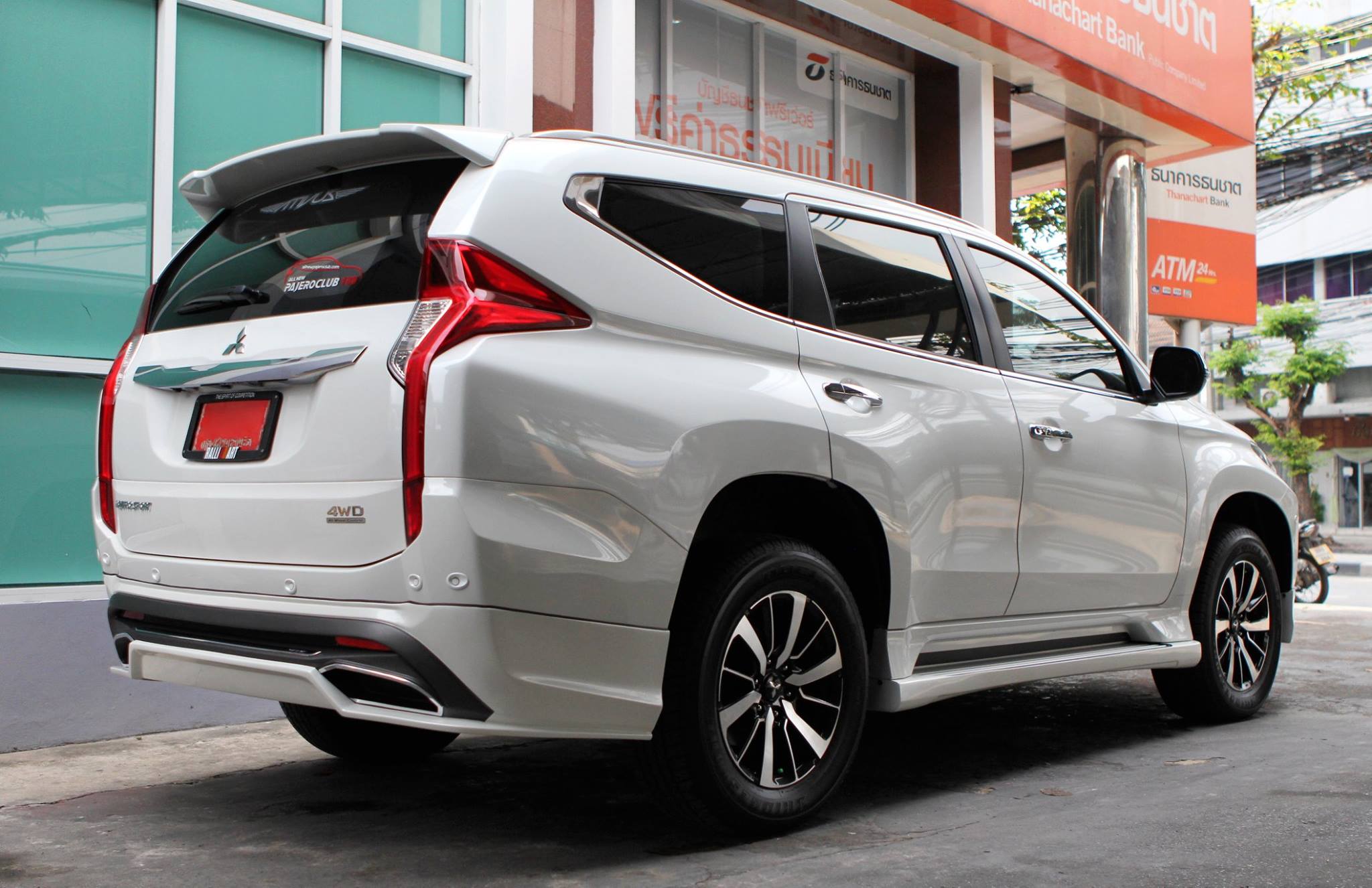 ชุดแต่งรถ สเกิร์ต-สปอยเลอร์ Pajero Sport 2016 ทรง Ativus by OSR