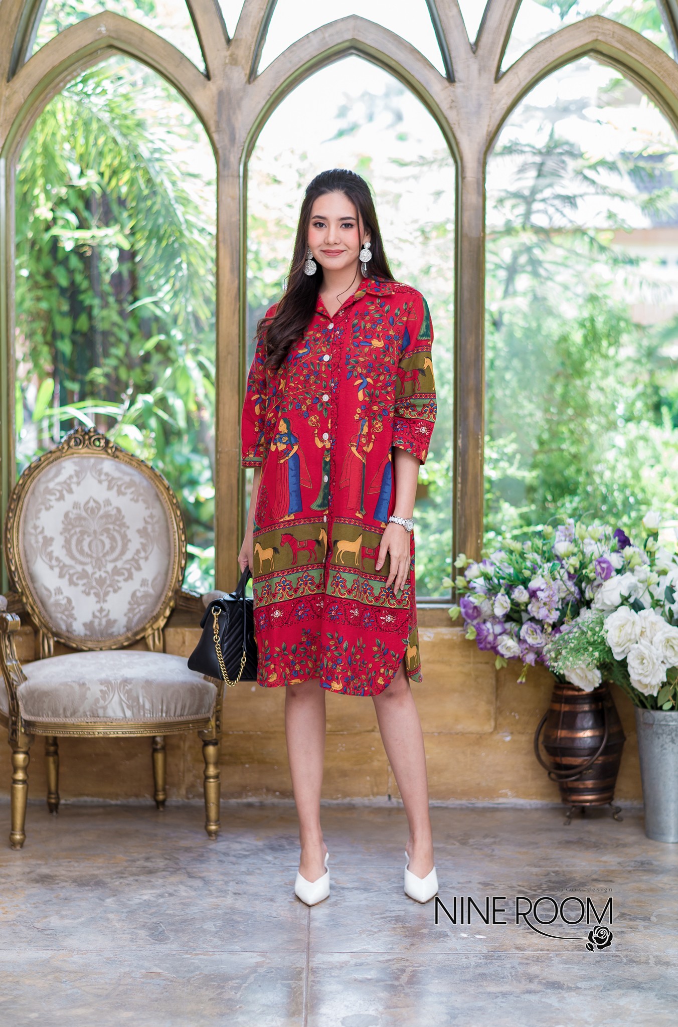 SaLe+++#Nine Room 14046 SHIRT DRESS -เชิ๊ตเดรสคอปก พร้อมสาบกระดุมยาวด้านหน้าใช้ผ้าฝ้ายผสมลินิน(cotton mix linen) ตัวผ้าไม่หนา-ไม่บาง ระบายอากาศดี ไม่ร้อน มีความโดดเด่นด้วยลายอิยิปต์-ฟาโรห์ลายสวยๆทั้งตัว เสริมคัทติ้งด้วยการผ่าชายข้างเพื่อความสวยงาม และมีกร