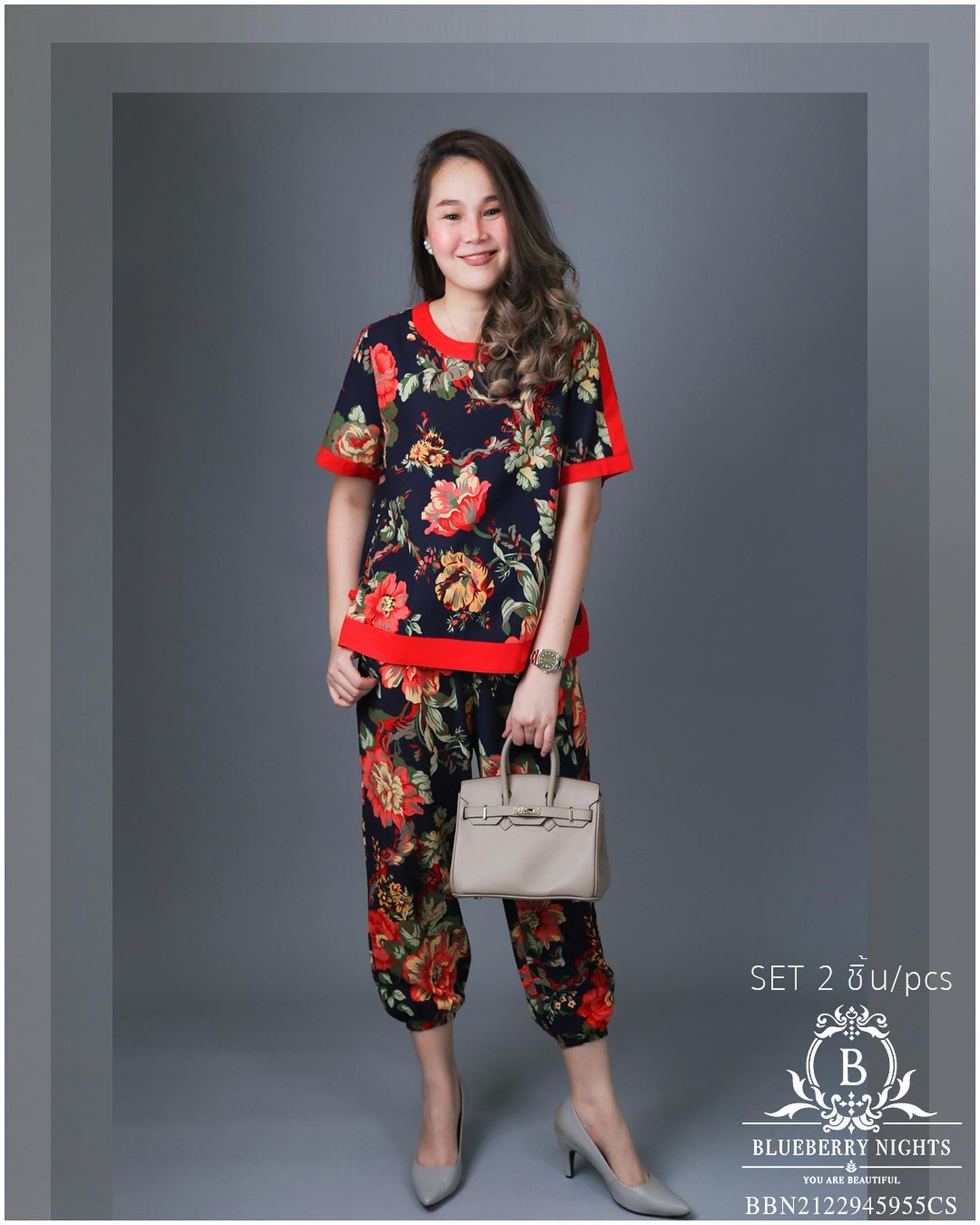Sale++#Blueberry Nights 14126 NEW ต้อนรับเทศกาลตรุษจีน 🧧 ☆ SET : 2ชิ้น / 2PIECES ☆ ชุดเซ็ตผ้าฝ้ายธรรมชาติ เสื้อผ้าฝ้ายธรรมชาติเนื้อดีเกรดพรีเมี่ยม เนื้อผ้านุ่มใส่สบายมากๆๆ ดีเทลพิมพ์ลายสีสันสดใส แพทเทิร์นกางเกงสีพื้นขายาว เอวยางยืดอิ