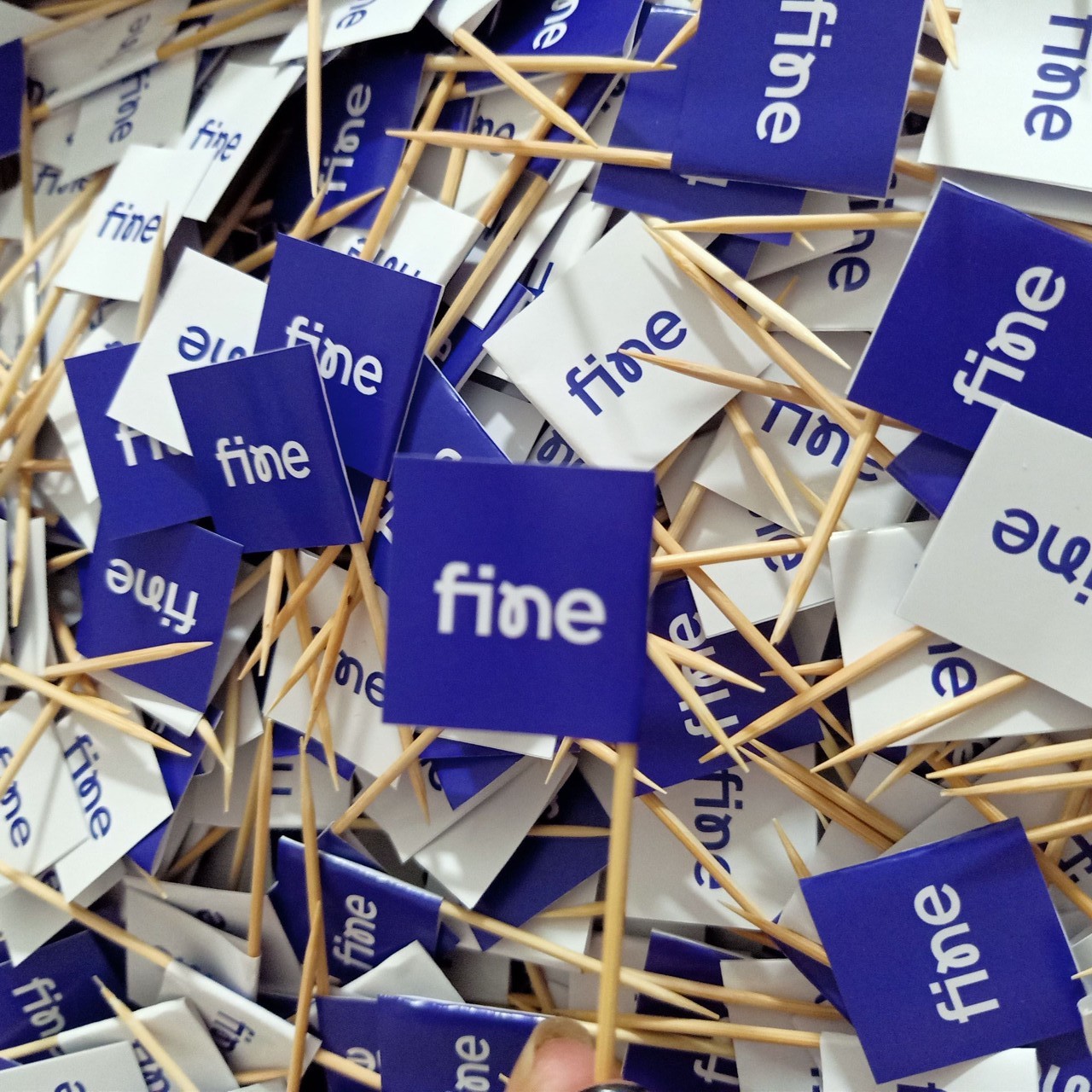 FOOD FLAG ธงปักอาหารก้าน 6.5 cm (ค็อกเทล)ไดคัทมาตราฐาน