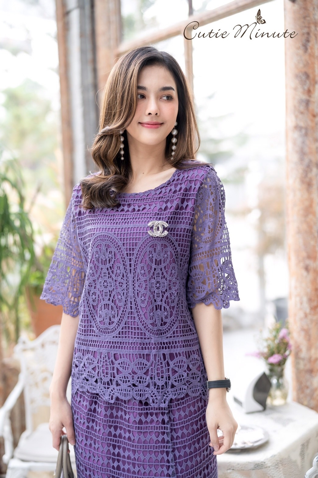 SaLe++13938**อก44**ชุดเซ็ทกระโปรงลูกไม้เนื้อหนาเกรดพรีเมี่ยม ลูกไม้ลายโมเดิร์น เลือกใช้ลายเชิง มีซับในทั้งตัว เสื้อมีซิปซ่อนด้านหลังชุดสวยมากค่ะ จะใส่ไปงานแต่ง งานบุญก็สวยมากค่ะ มี 6 สี ฟ้าตุ่น มัสตาร์ด ม่วง เขียว ชมพูกะปิ กรม -เสื้อ- อก ฟรีไซส์ 44"