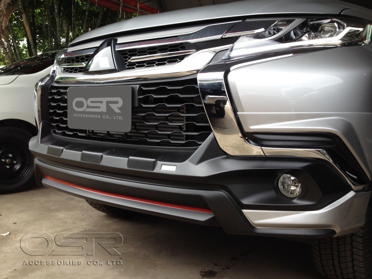 ชุดแต่งรถ สเกิร์ต-สปอยเลอร์ Pajero Sport 2016 ทรง RBS by OSR