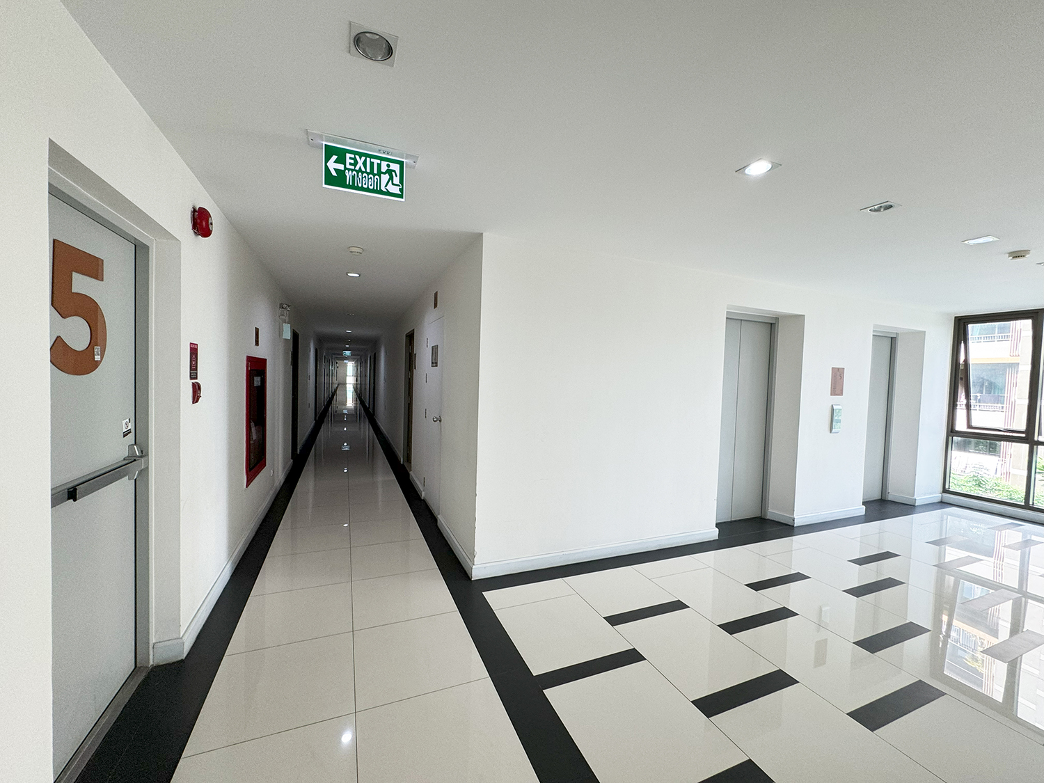 72252-ขายคอนโด Metro Luxe Ratchada ห้องใหม่ วิวสวย พร้อมอยู่ กรุงเทพ