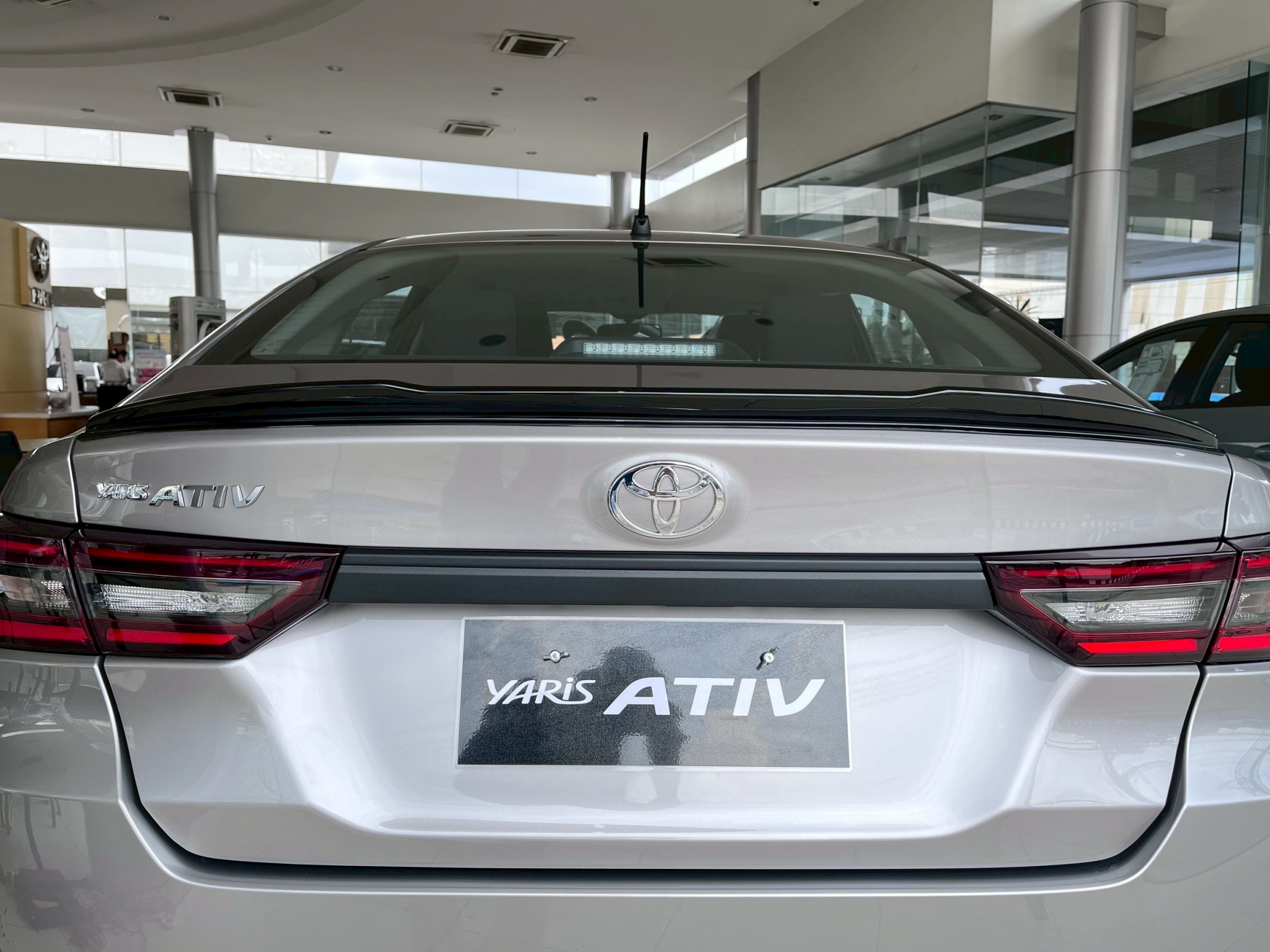 ชุดแต่งรถ-สเกิร์ต-สปอยเลอร์ Toyota New Yaris Ativ 2022 2023 2024