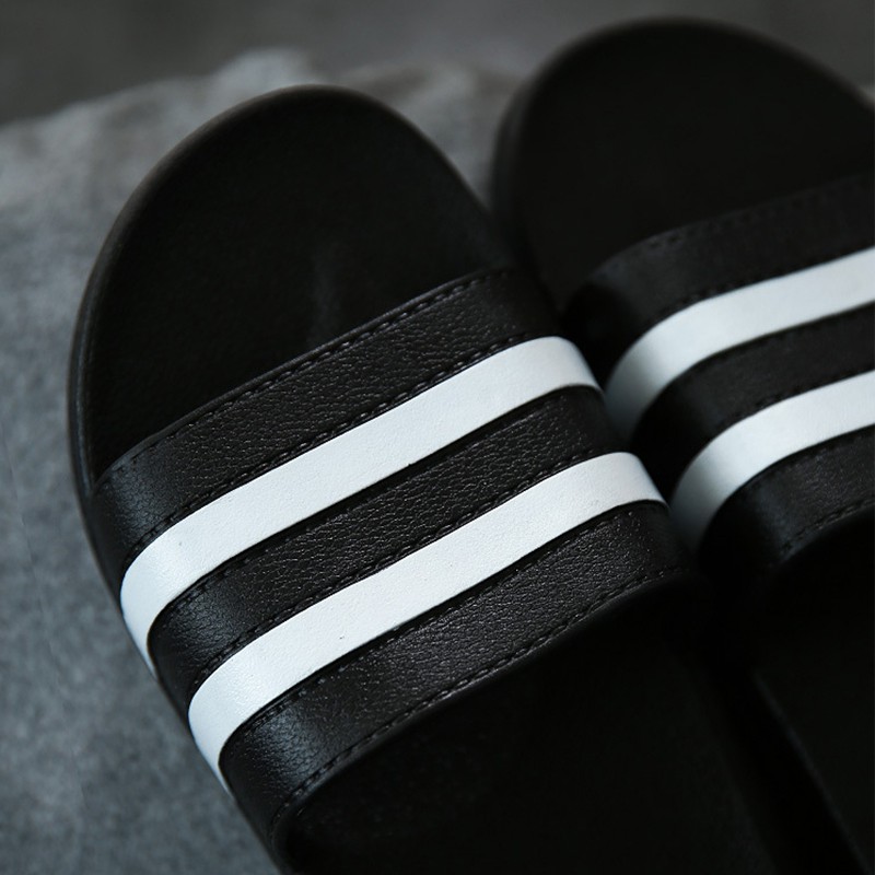 Living idea รองเท้าแตะผู้ชายผู้หญิง ใส่ในบ้านหรือนอกบ้าน รองเท้าแตะห้องน้ำกันลื่น ยางPVC ใส่สบาย