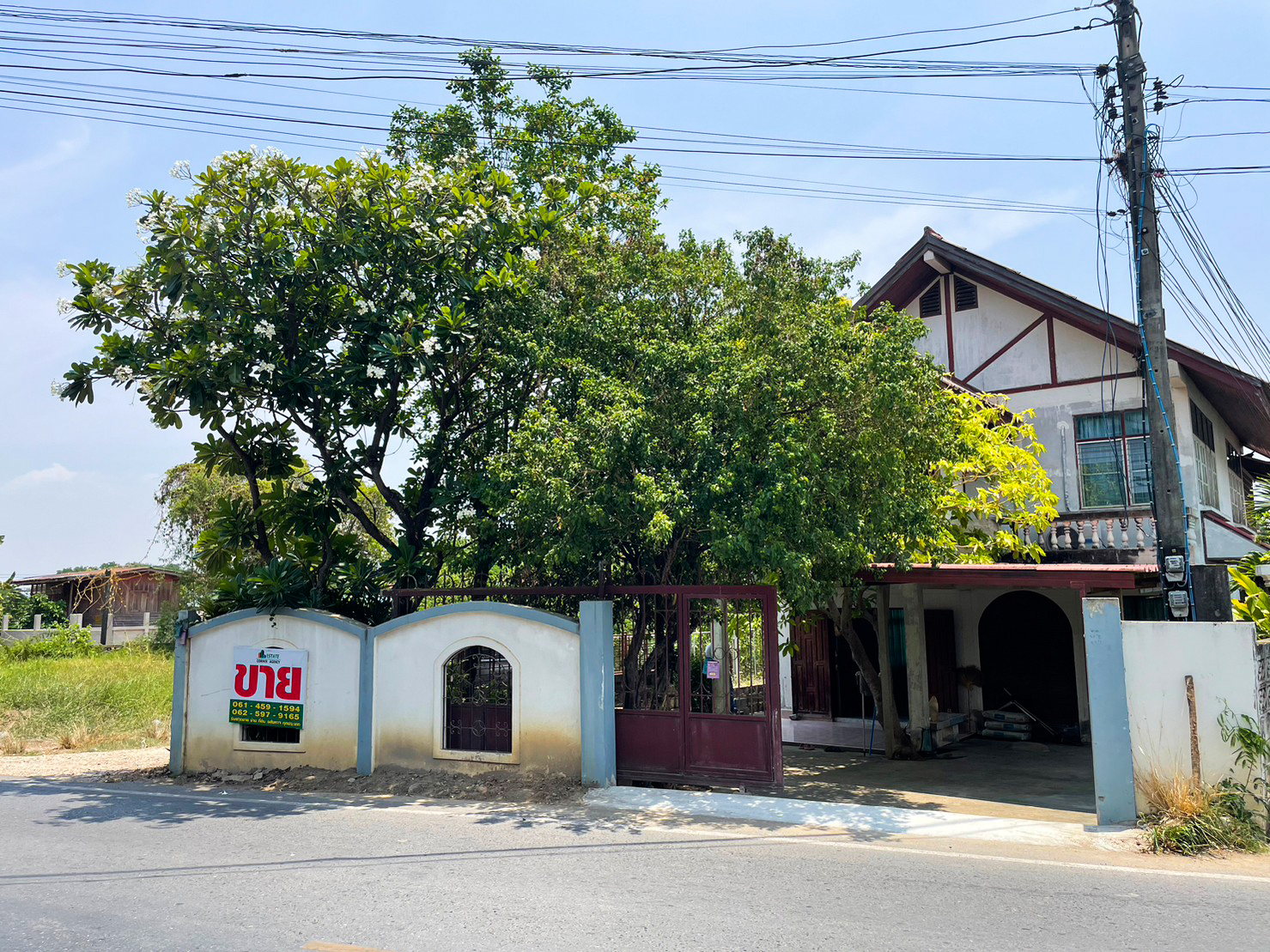 81542-ขายบ้าน ซอยหมู่บ้านดีพร้อม ถนนเลี่ยงเมืองนครสวรรค์ เมืองนครสวรรค์