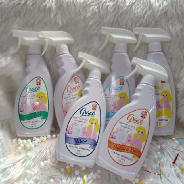 สเปรย์ฉีดผ้าหอมยี่ห้อเกรซGRACE(Gracc Fabric & Air) ขนาด 500ml ลดปัญหาผ้าเหม็นอับ,ห้องครัว,ห้องน้ำ,ห้องนอนอับ