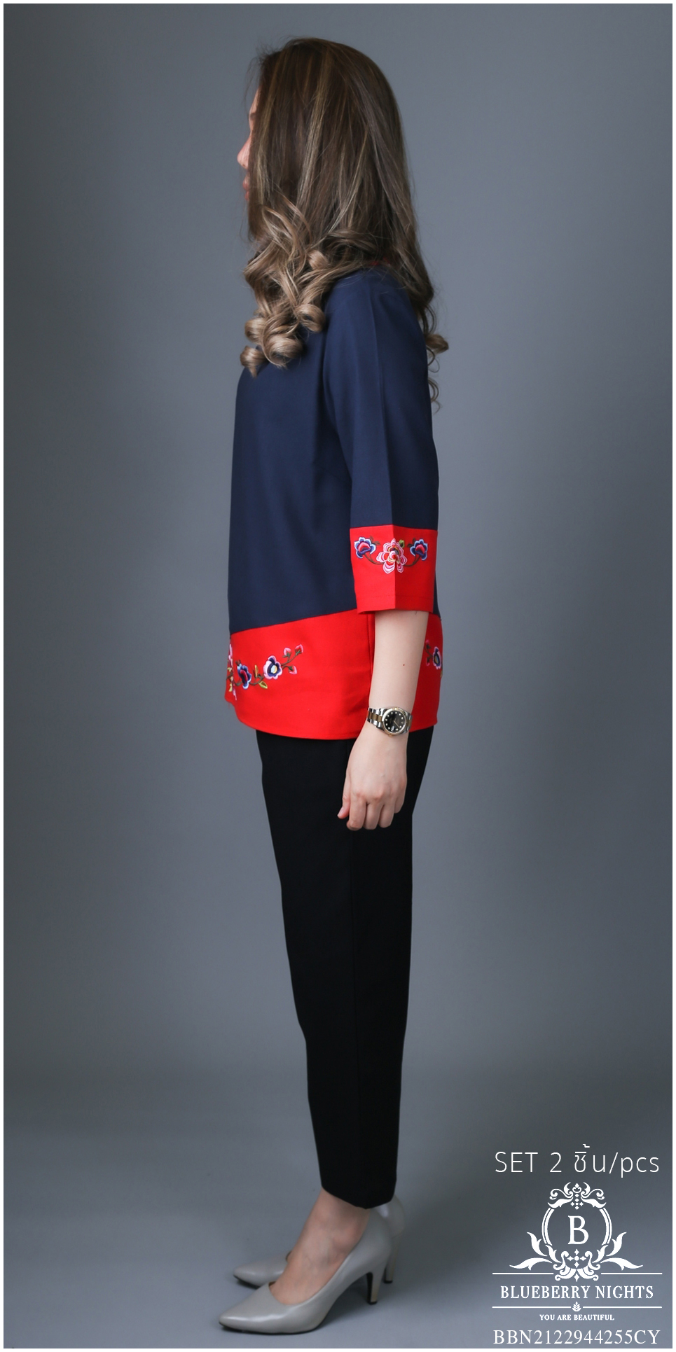BLUEBERRY NIGHTS 14130 ชุดเซ็ตผ้าฝ้ายธรรมชาติ เสื้อผ้าฝ้ายธรรมชาติเนื้อดีเกรดพรีเมี่ยม เนื้อผ้านุ่มใส่สบายมากๆๆ ดีเทลผ้าสีพื้นตัดสลับสี ปักลวดลายดอกไม้หน้าและหลัง แพทเทิร์นกางเกงสีพื้นขายาว เอวยางยืดอิลาสติกอย่างดี มีกระเป๋าข้างซ้าย-ขวา ใส่สบายมากๆ ใส่เที