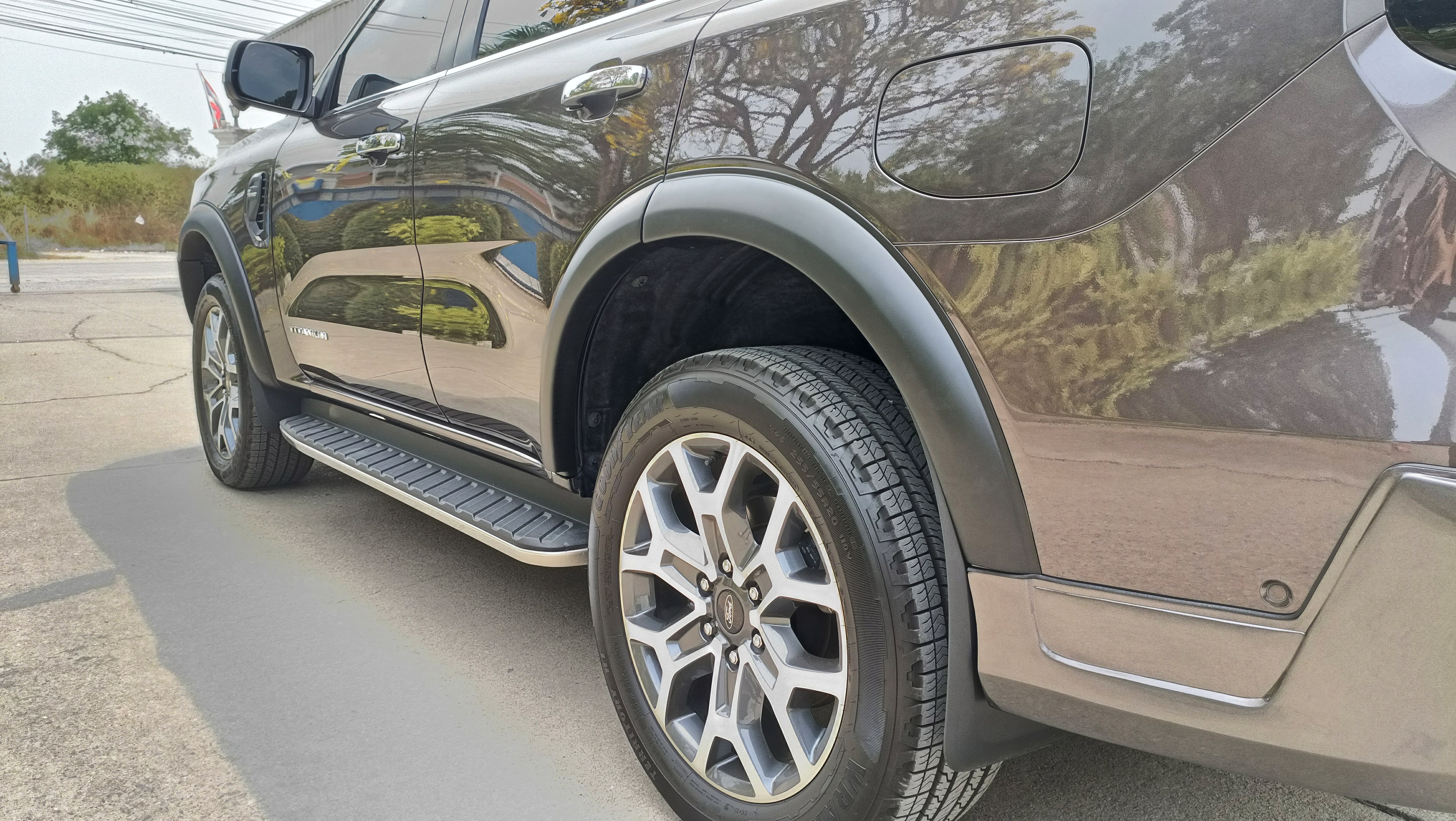 ชุดแต่งรถ-สเกิร์ต-อุปกรณ์แต่งรถ Ford Everest 2022 2023 2024 Next-Gen ทรง SR-Limited